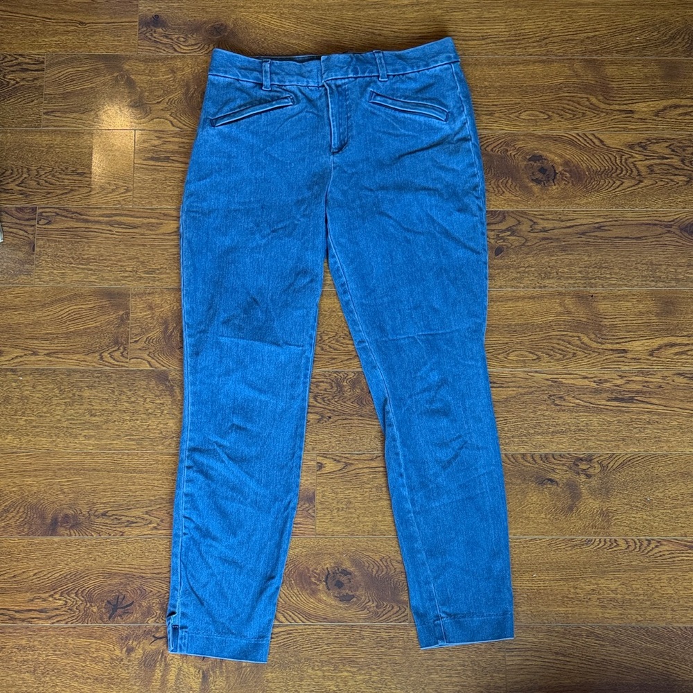 GAP Women's Cropped Ankle Jeans in Blue